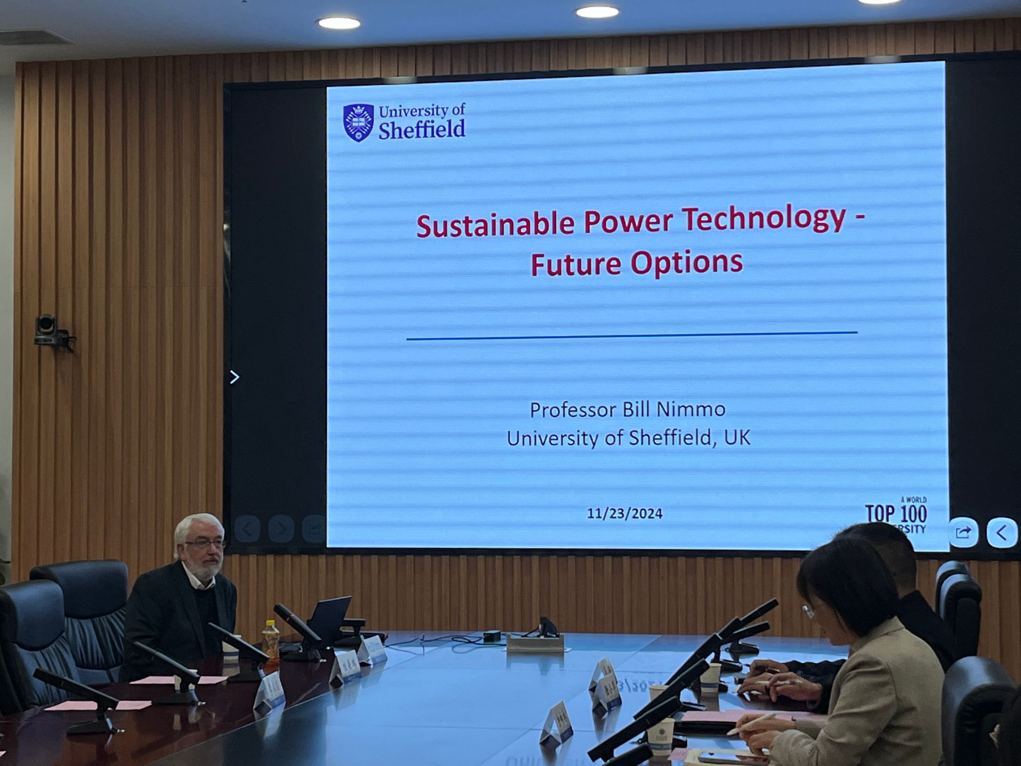 谢菲尔德大学的Bill Nimmo教授应易群教授邀请来校访问交流